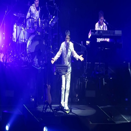 장미꽃 불을 켜요